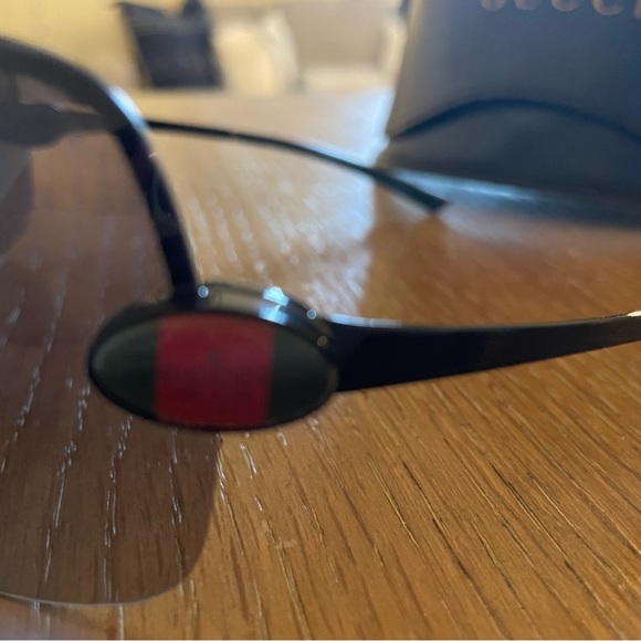 Authentic Gucci Sunglasses with Caee - Picture 10 of 12